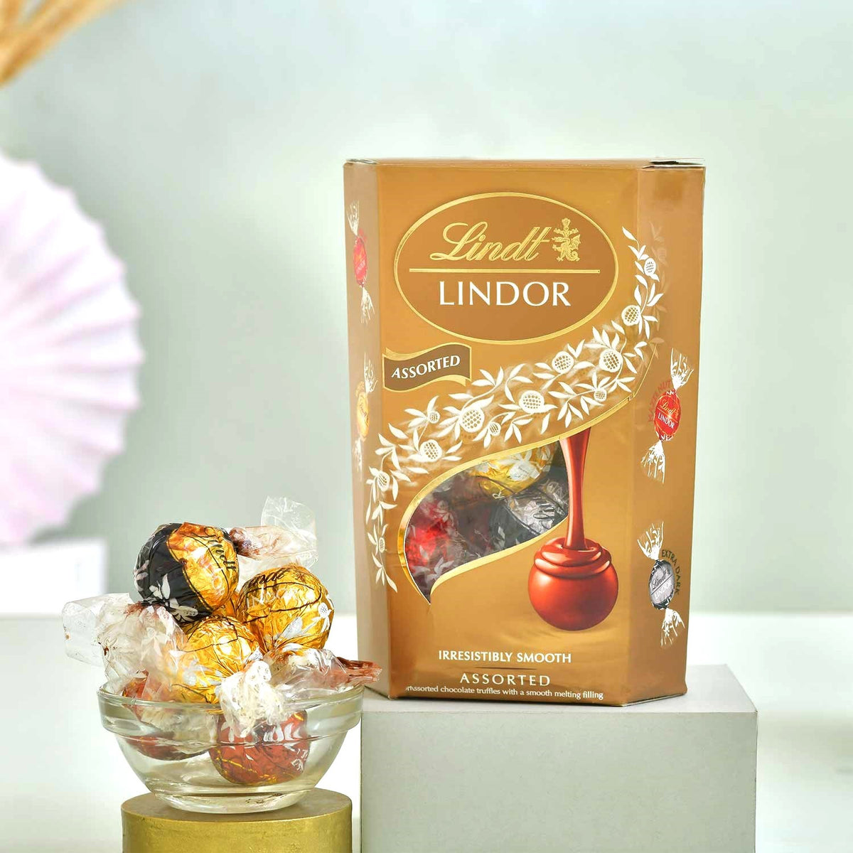 Lip-Smacking Lindt Chocolate for Bhaidooj