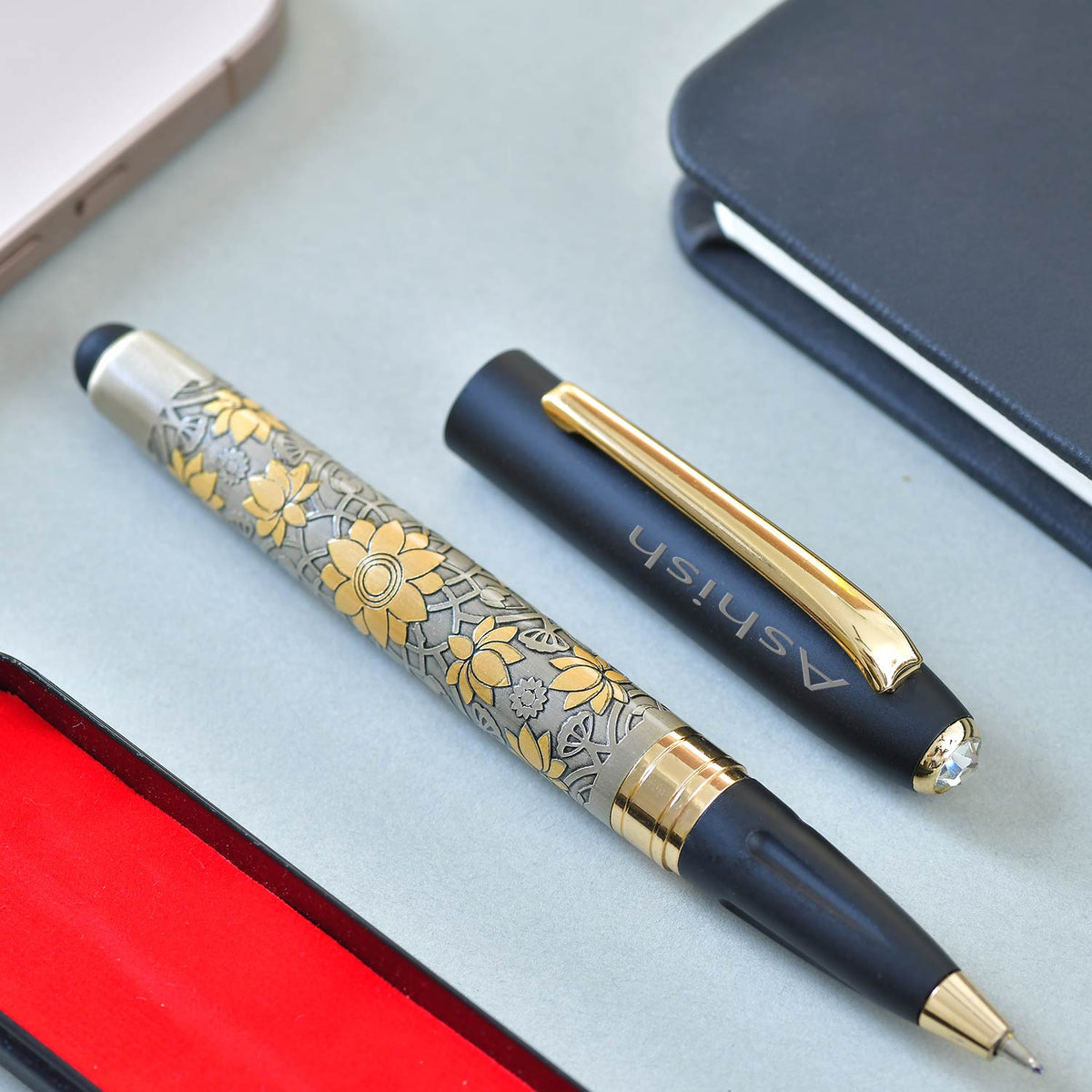Elegant Floral Personalized Pen Gift